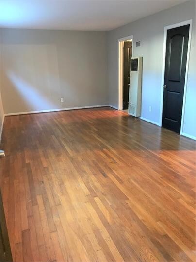 Foto principal - 755 St Charles Ave NE