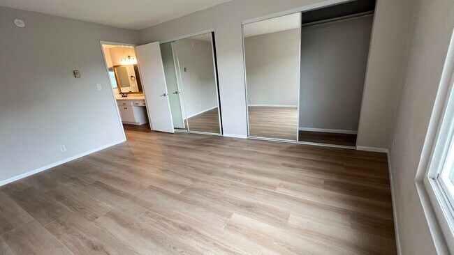 Foto del edificio - 8163 Redlands St