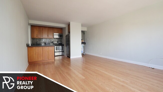 Foto del edificio - 429 W Wellington Ave