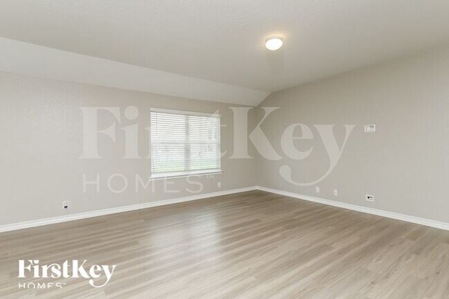 Foto del edificio - 803 Holliman Parkway