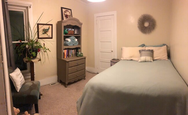 Bedroom 2 - 216 Charles St