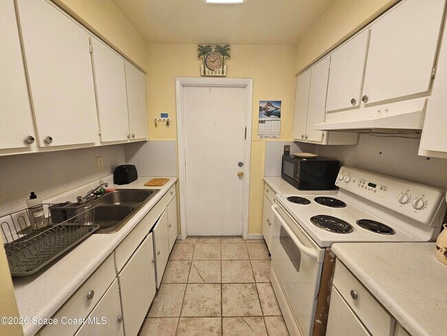 Foto del edificio - 8401 N Atlantic Ave