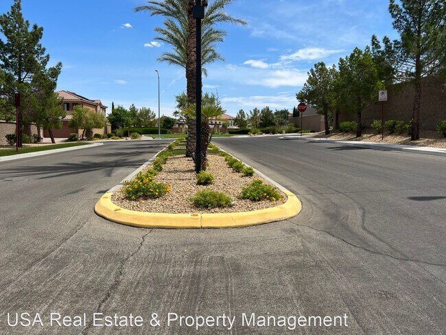 Foto del edificio - 3 br, 3 bath House - 2483 Blair Castle Street