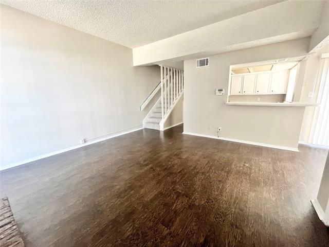 Building Photo - 2641 Isbella Dr