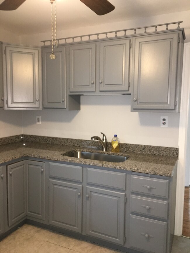 Building Photo - 10538 S Walden Pky