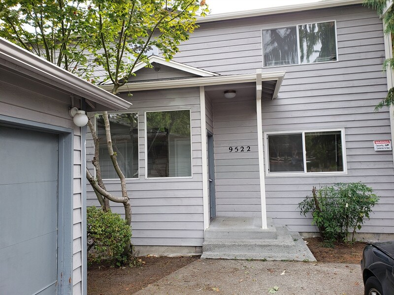 Primary Photo - 9522 8th Ave NW