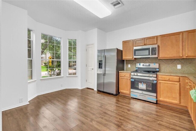 Foto del edificio - 23838 Township Elm St