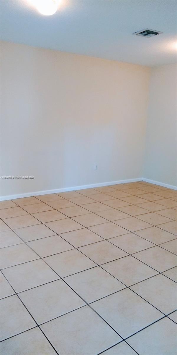 Foto del edificio - 2748 SW 83rd Ave