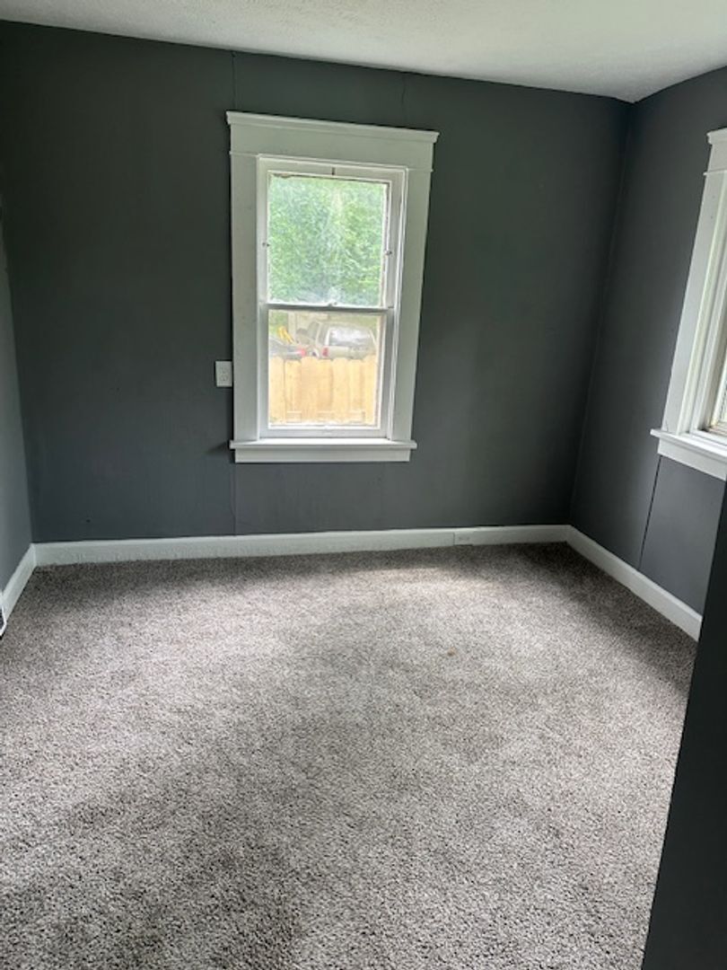 11401 Methyl Ave Cleveland, OH 44120 – photo 5