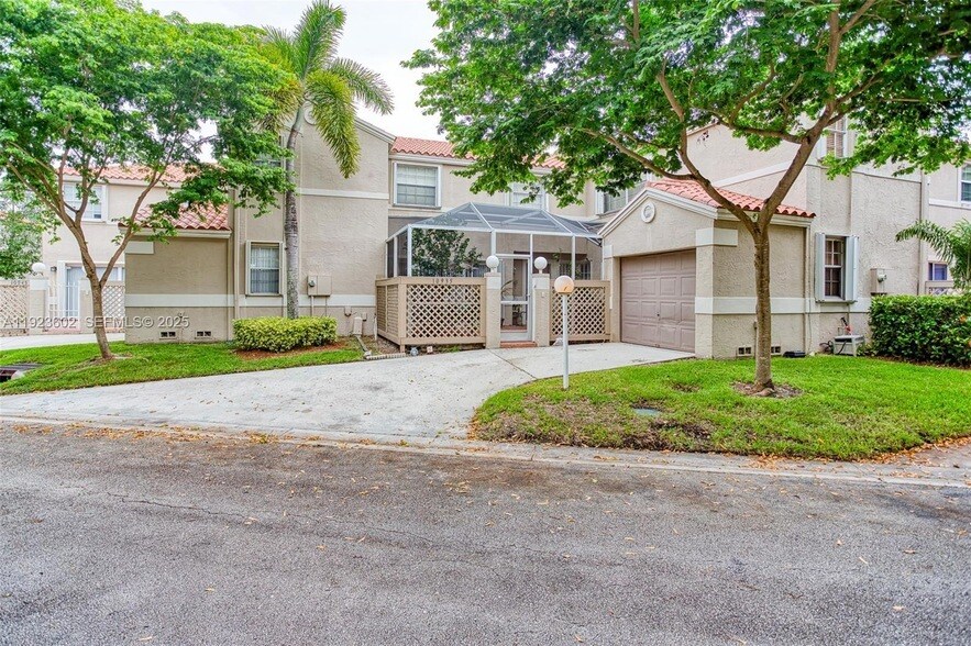 Photo - 10935 Neptune Drive Unit