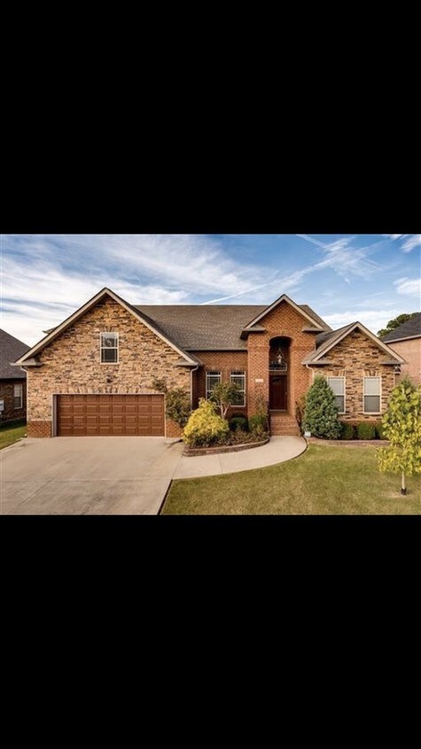 Primary Photo - Beautiful executive home
