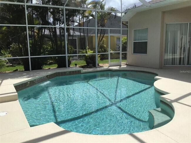 Foto del edificio - 1292 Hillsborough Blvd