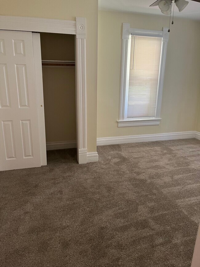Bedroom 1 - 2022 Chester St