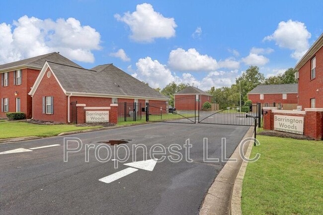 Foto del edificio - 840 Barrington Woods Cove