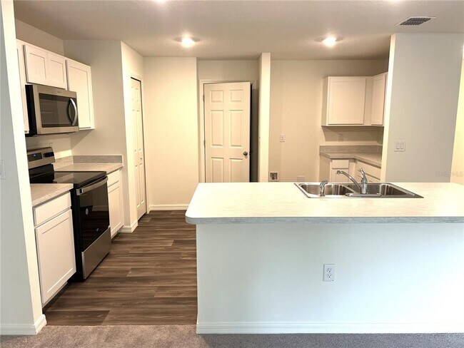 Building Photo - 3402 SW 165th Loop