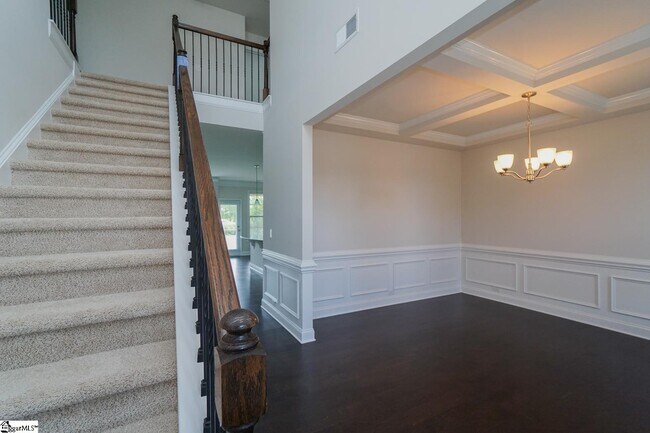 Building Photo - 169 Northwild Dr