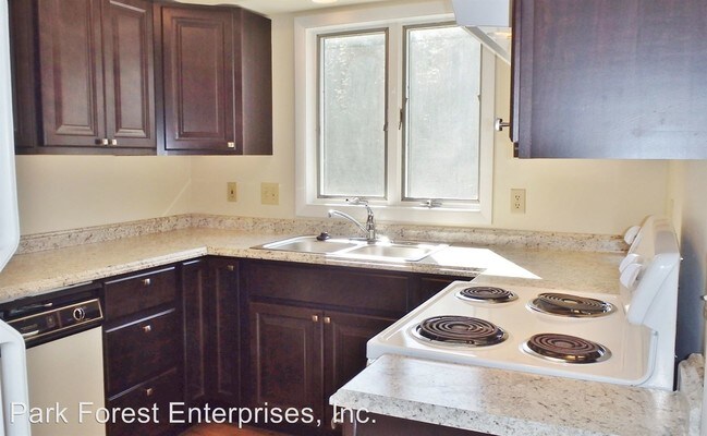 Building Photo - 3112-3112 Shellers Bend