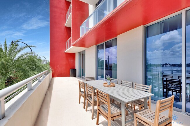 Foto del edificio - 777 N Ocean Dr