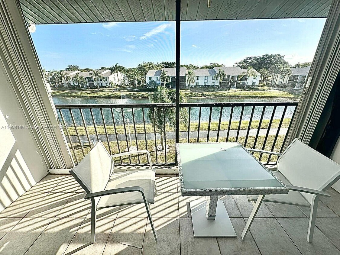 Foto principal - 1106 Green Pine Blvd