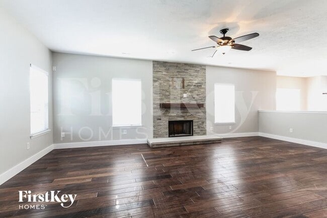 Building Photo - 3214 S Dendle Dr