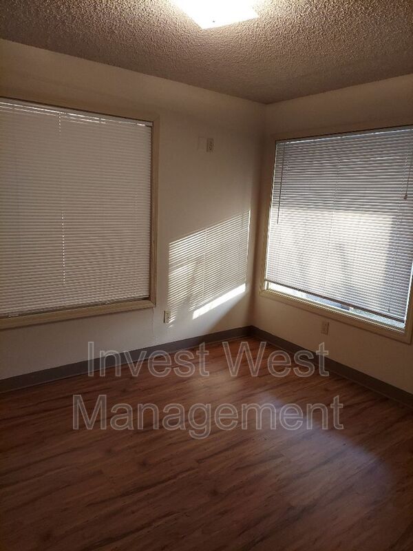 Foto del edificio - 8402 NE 8th Way