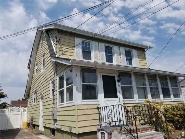 Primary Photo - 48 Notre Dame Ave