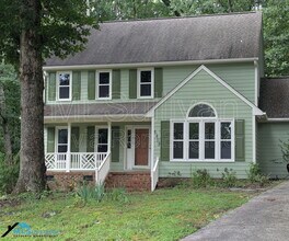 Building Photo - 5408 Ravenswood Pl