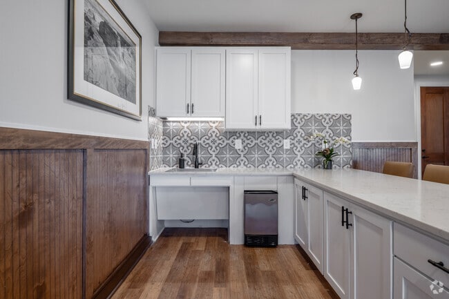Interior Photo - Mariposa at Scott & White Blvd, 55+