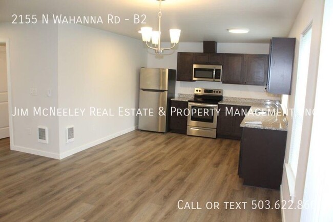 Building Photo - Available Now! Lower Level 2 bed/1 bath un...