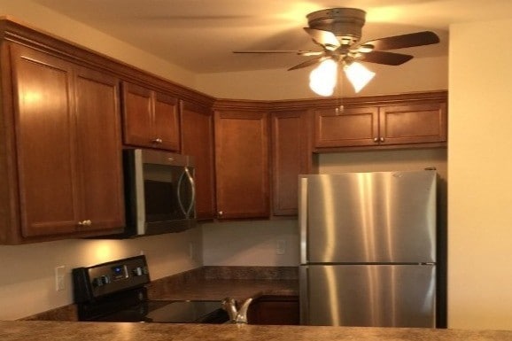 Building Photo - 1910 Wrigley St