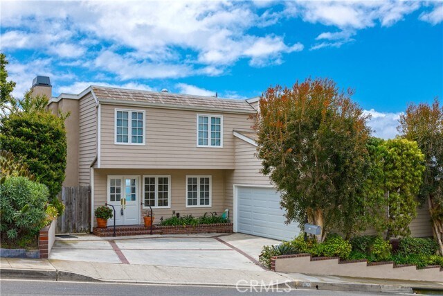 Foto del edificio - 575 Nyes Pl