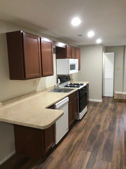kitchen/new refrigerator added - 522 Hillsboro Ave
