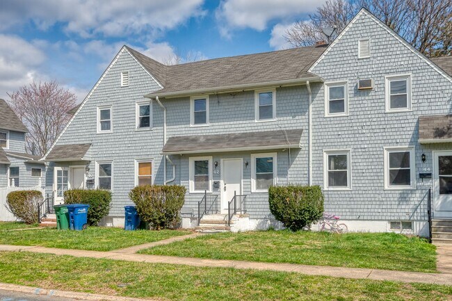 Foto del edificio - 2 Bedroom, 1 Bathroom Unit in Aberdeen, MD