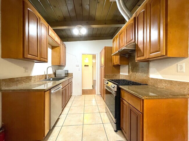 Foto del edificio - 43074 Charleston Way