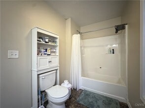 Building Photo - 222 Academy St