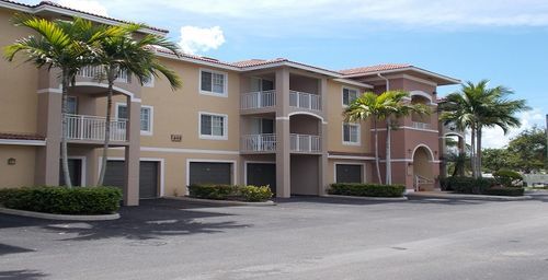 Building Photo - 6492 Emerald Dunes Dr