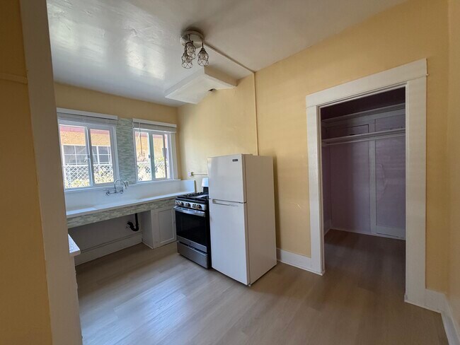 Building Photo - Grand San Pedro LLC