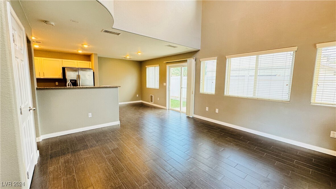 Building Photo - 8774 Brindisi Park Ave