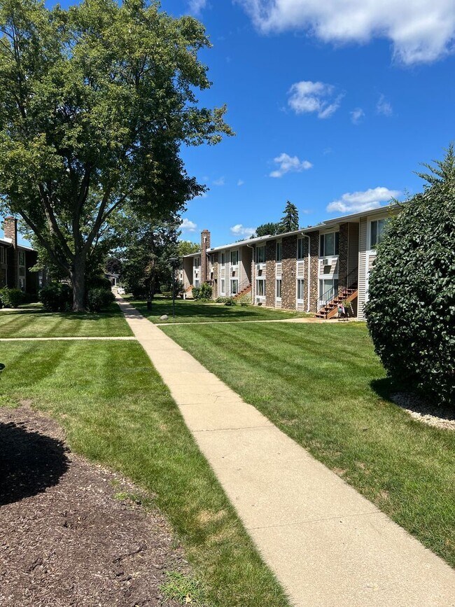 Foto del edificio - 1300 Light Road