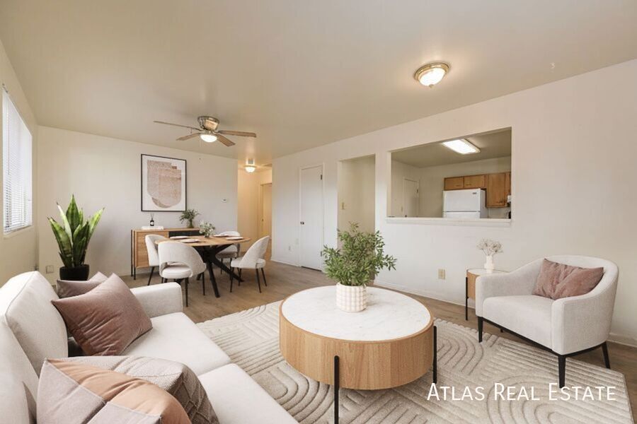 Photo - 681 N Fraser Street-B