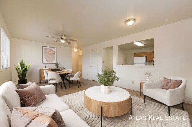 Photo - 681 Fraser St Apartment