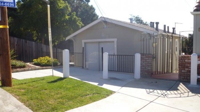 Building Photo - 1 bedroom in Vallejo CA 94590