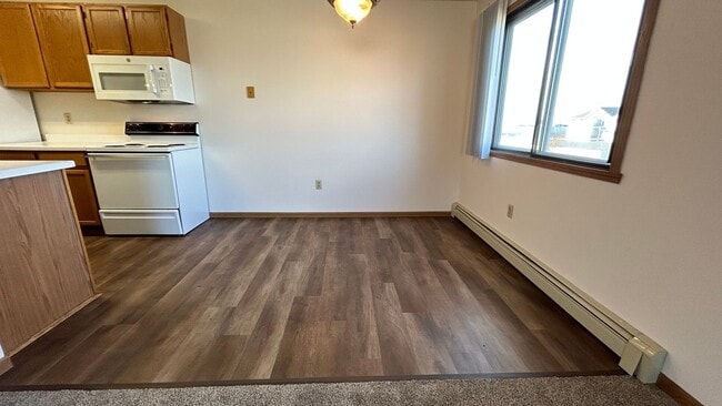 Interior Photo - Evans Place 3