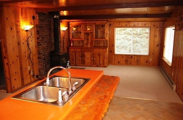 Building Photo - 52742 Elm Dr