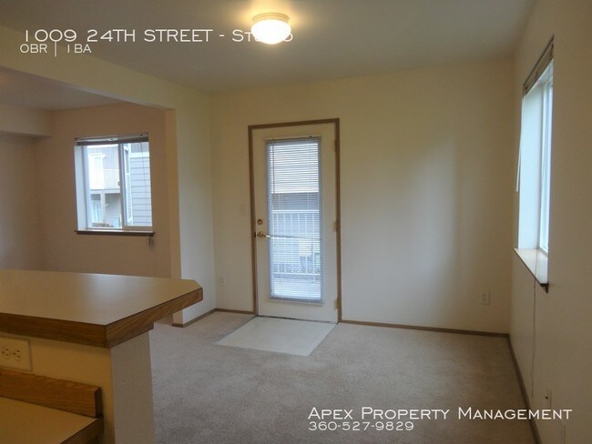 Foto del edificio - NEAR WWU- Courtyard Apartments - LAST STUDIO!