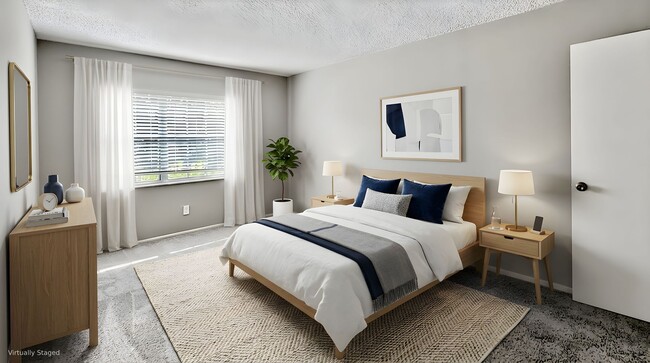 Interior Photo - Central Park at East Bay