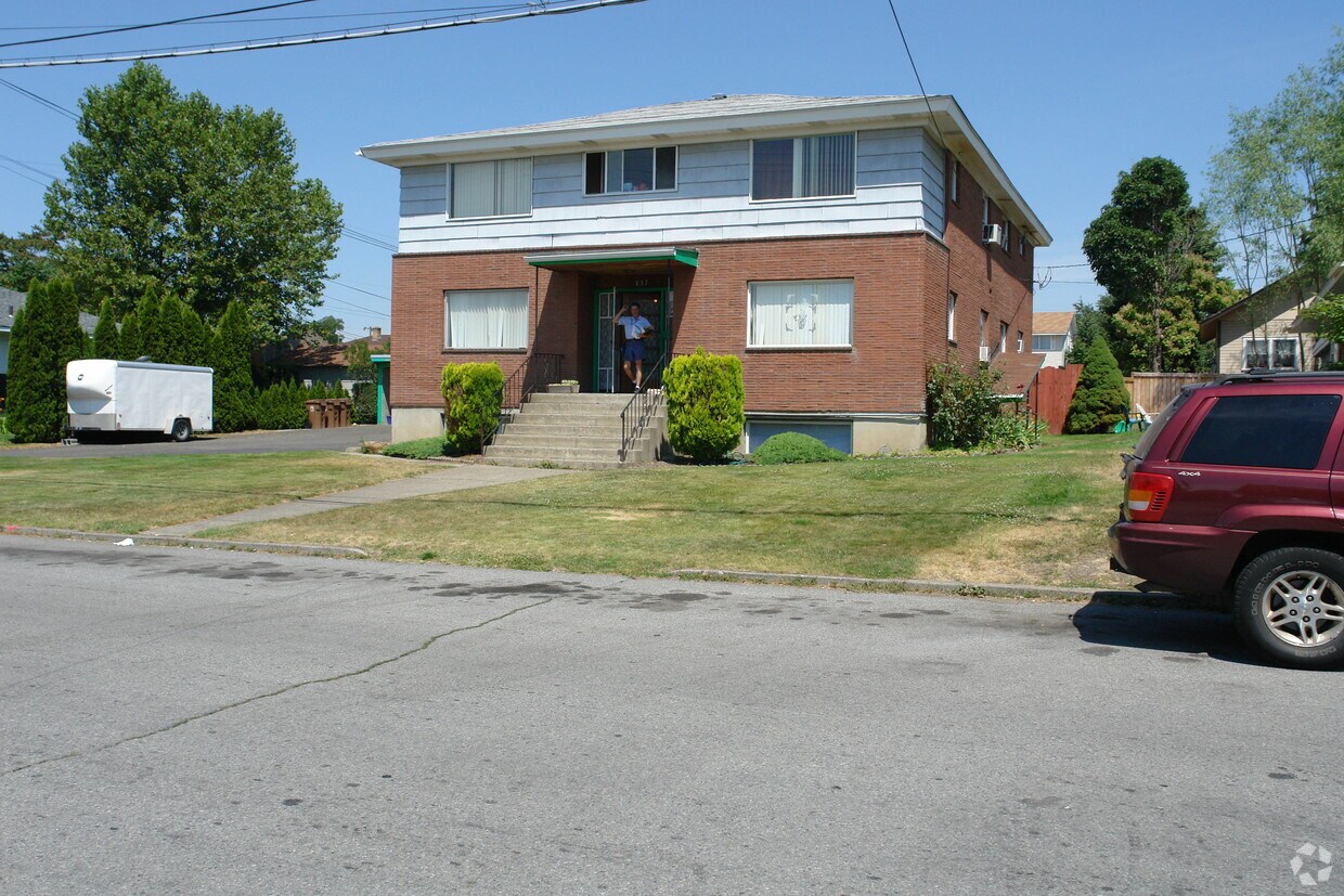 Building Photo - 37 E Euclid Ave