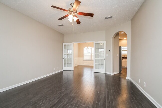 Foto del edificio - 1728 Bellamy Ln