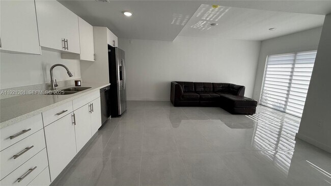 Building Photo - 14571 SW 261st St