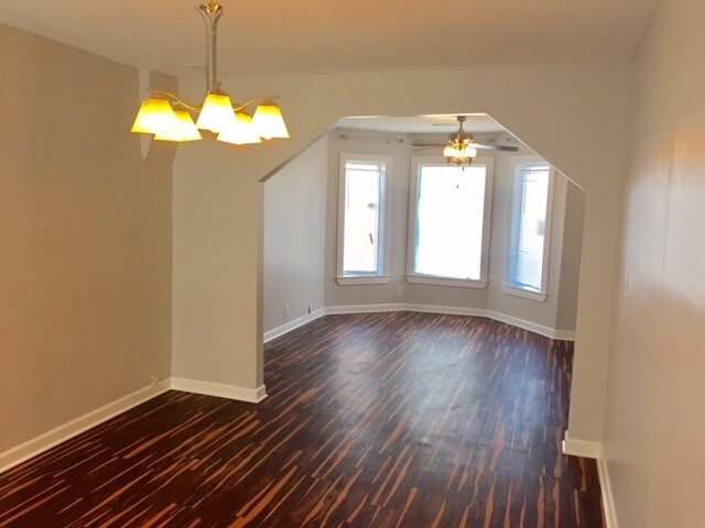 Foto del edificio - 2447 W Flournoy St